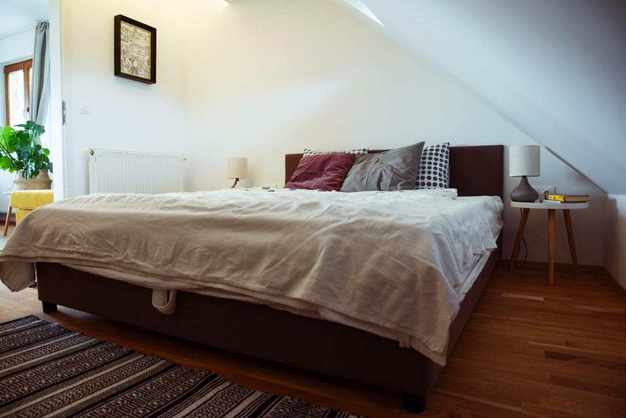 Hello Balaton Apartment Alsoors Bagian luar foto